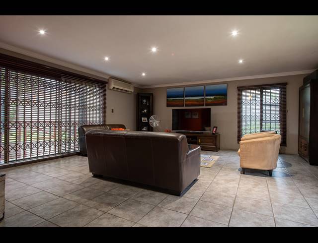 3 BEDROOM HOUSE SOLD IN BRACKENDOWNS